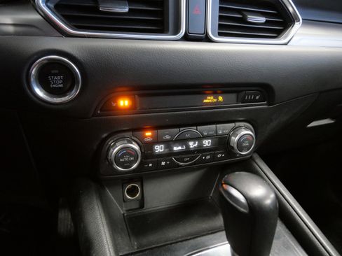 Used 2017 MAZDA CX-5 Touring image 23
