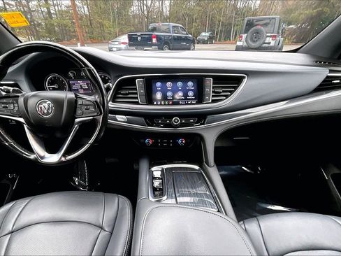 Certified 2022 Buick Enclave Essence w/ Experience Buick Package image 8