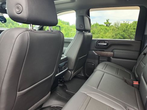 Certified 2022 GMC Sierra 2500 Denali w/ Denali Ultimate Package AWD/4WD image 17