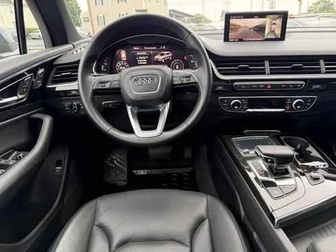 Used 2017 Audi Q7 3.0T Premium Plus w/ Premium Plus Package AWD/4WD image 24