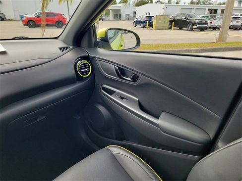 Used 2020 Hyundai Kona Ultimate image 14