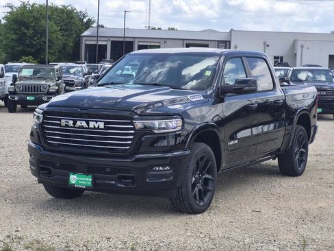 New 2026 RAM 1500 Laramie AWD/4WD image 4