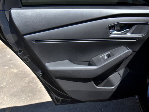 Used 2025 Honda Accord EX-L image 34