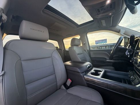 Used 2016 GMC Sierra 3500 Denali w/ Duramax Plus Package image 24