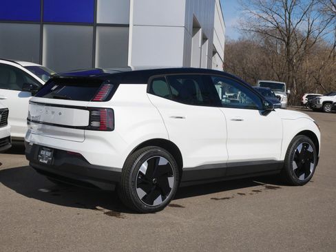 New 2026 Volvo EX30 Plus AWD/4WD image 3