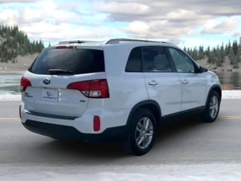 Used 2014 Kia Sorento LX w/ LX V6 Convenience Package image 6