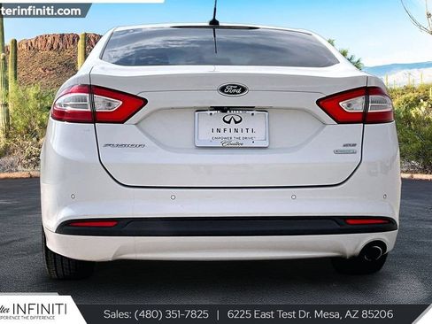 Used 2016 Ford Fusion SE w/ Equipment Group 202A FWD image 4