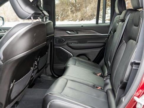 Used 2023 Jeep Grand Cherokee Overland w/ Luxury Tech Group IV image 12