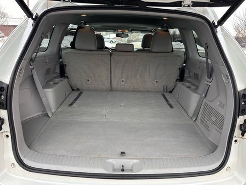 Used 2014 Toyota Highlander XLE image 21