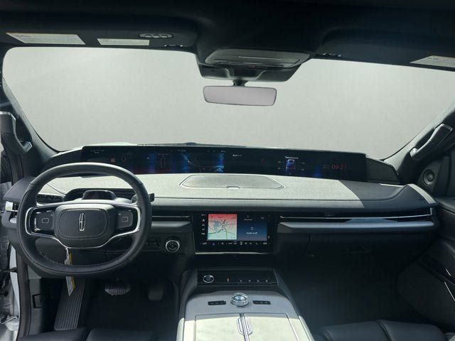 New 2026 Lincoln Navigator Reserve w/ Jet Appearance Package AWD/4WD image 13