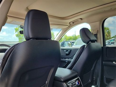 Used 2024 Lincoln Aviator 2WD w/ Premium Package image 12