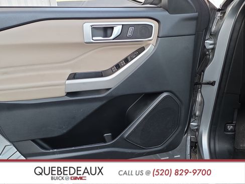 Used 2022 Ford Explorer XLT image 10