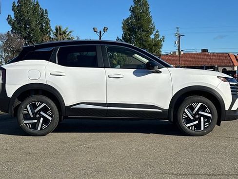 New 2026 Nissan Kicks SV FWD image 3
