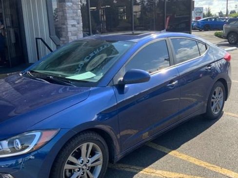 Used 2018 Hyundai Elantra Value Edition w/ Cargo Package FWD image 4