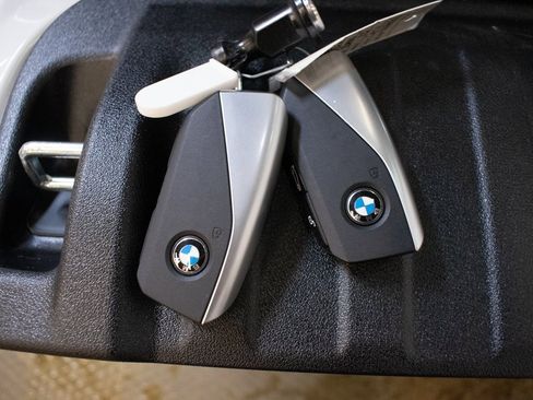 Certified 2026 BMW X5 xDrive40i w/ Parking Assistance Package image 28