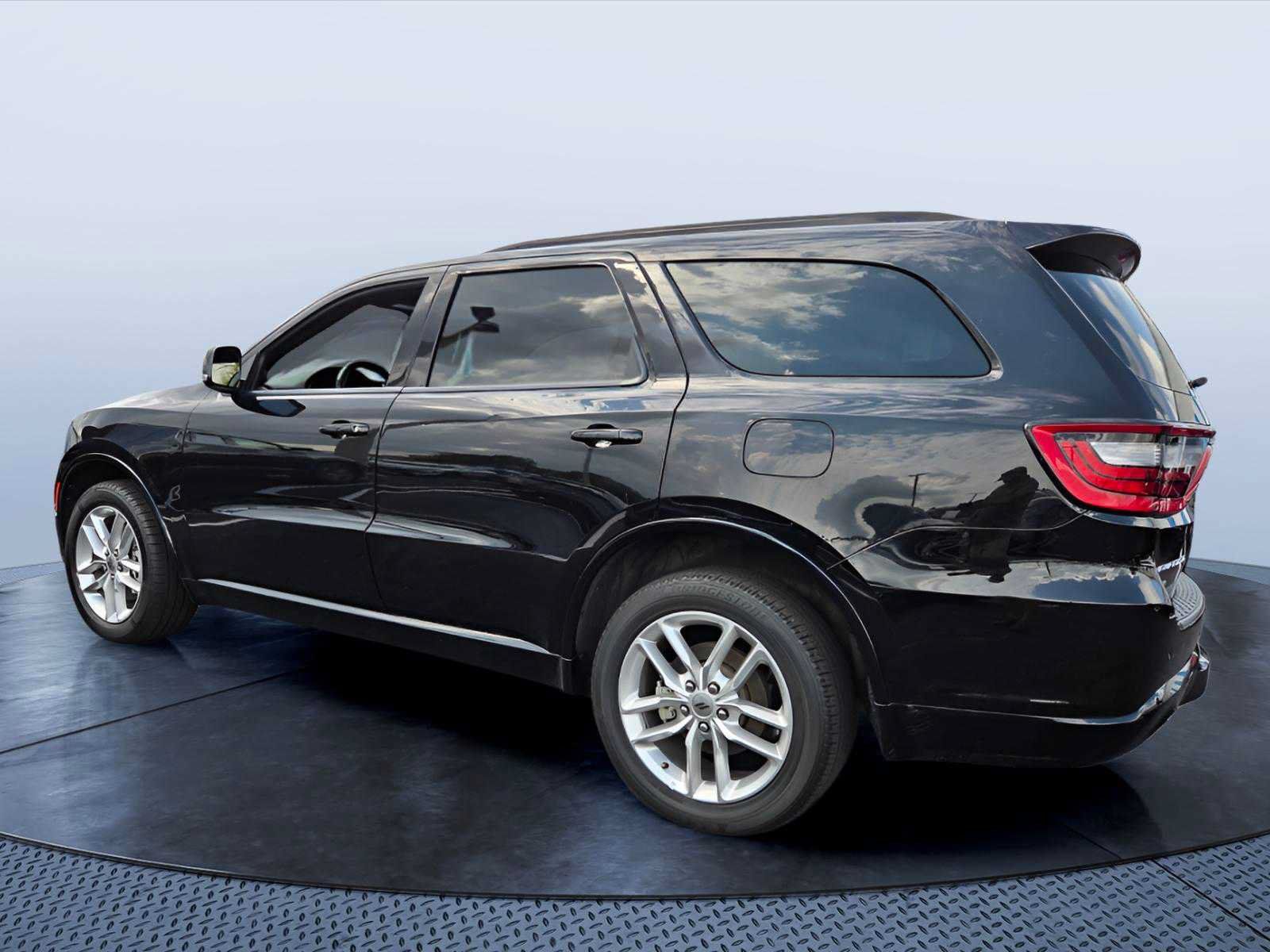 Used 2024 Dodge Durango GT AWD/4WD image 4