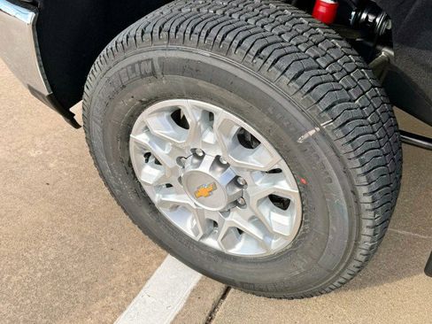 New 2026 Chevrolet Silverado 2500 LT w/ Texas Edition image 10