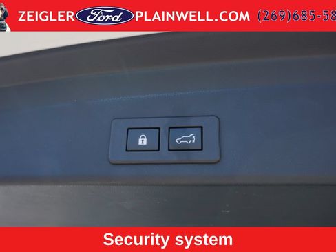 Used 2025 Subaru Ascent Premium AWD/4WD image 11