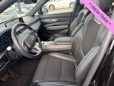 Used 2024 Genesis GV70 2.5T w/ Sport Prestige Package AWD/4WD image 11
