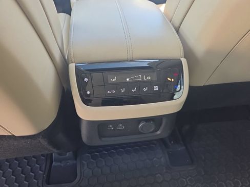 Used 2023 INFINITI QX60 Luxe w/ Cargo Package AWD/4WD image 16