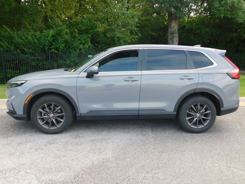 Used 2026 Honda CR-V EX-L image 2