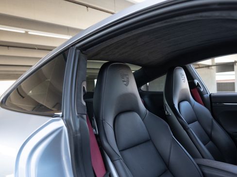 Used 2018 Porsche 911 GT3 RS image 60