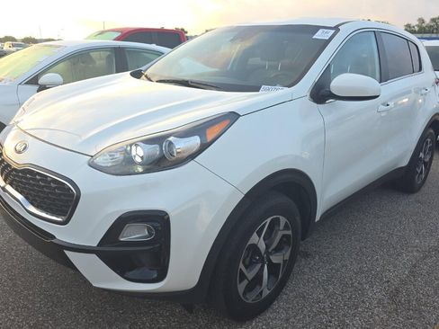 Used 2021 Kia Sportage LX image 2