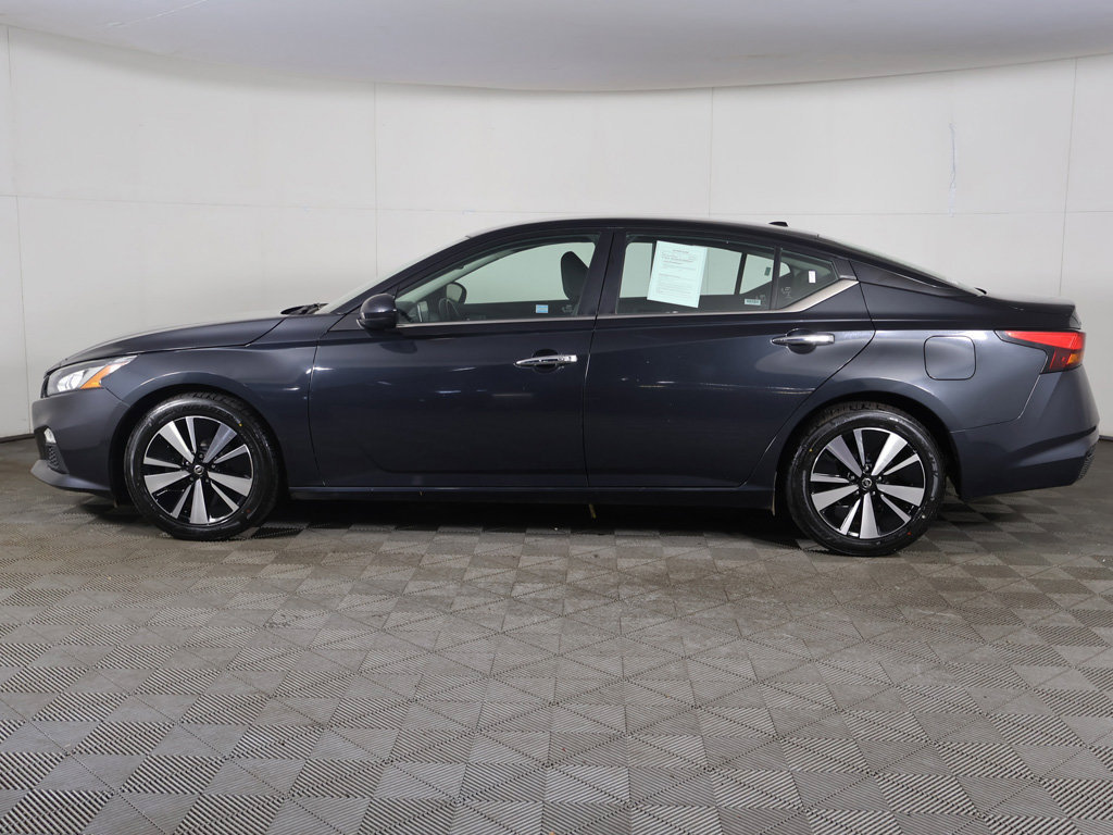 Used 2022 Nissan Altima 2.5 SV FWD image 13