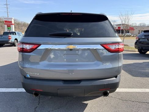 Used 2020 Chevrolet Traverse LS image 6