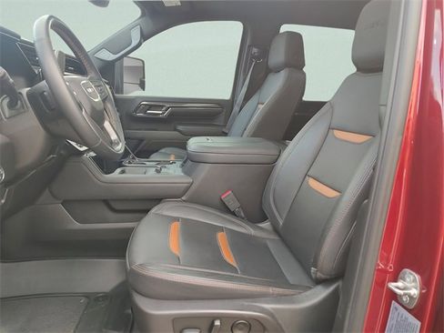 Used 2024 GMC Sierra 2500 AT4 w/ Technology Package image 29