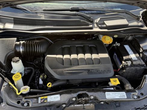 Used 2019 Dodge Grand Caravan GT FWD image 21