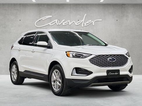 Certified 2023 Ford Edge SEL image 2