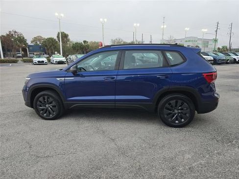 Used 2024 Volkswagen Taos S image 7