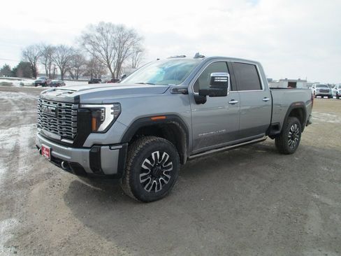 New 2026 GMC Sierra 2500 Denali Ultimate AWD/4WD image 10