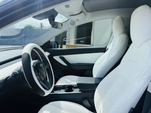 Used 2020 Tesla Model Y Long Range AWD/4WD image 8