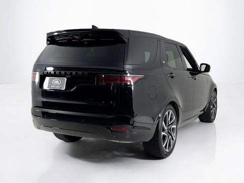 Used 2025 Land Rover Discovery Dynamic SE AWD/4WD image 5