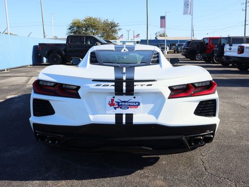 Used 2021 Chevrolet Corvette Stingray Preferred Cpe w/ 2LT image 3