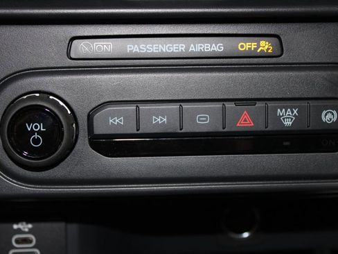 New 2025 Ford Maverick XL image 47