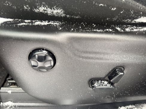 Used 2017 Jeep Grand Cherokee Limited w/ Trailer Tow Group IV image 15