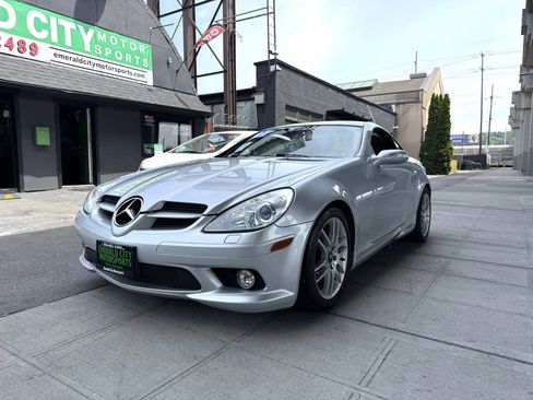 Used 2007 Mercedes-Benz SLK 280 w/ AMG Sport Pkg image 1