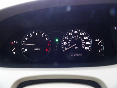 Used 2007 Toyota Avalon XLS image 19