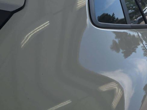 Used 2026 Chevrolet Trax LS FWD image 9