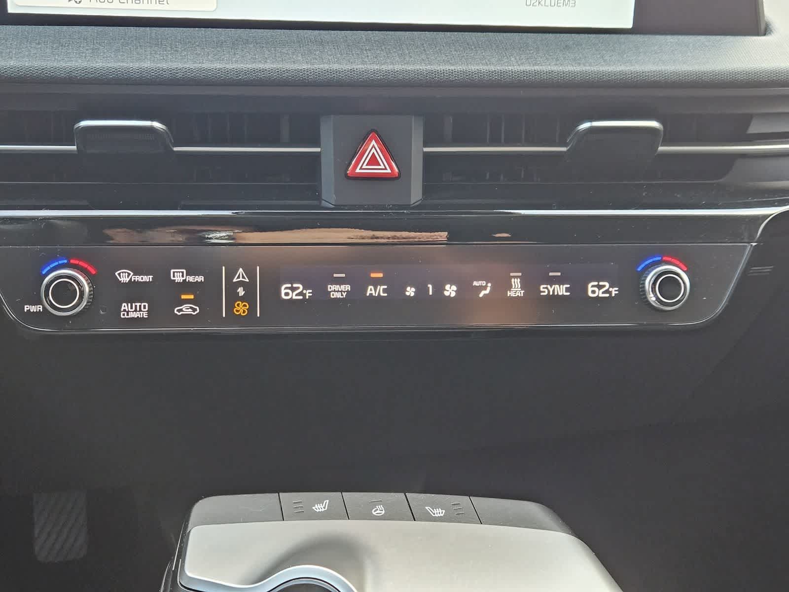 Certified 2024 Kia EV6 Light AWD/4WD image 16