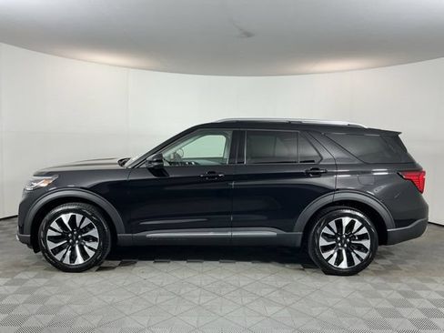 Used 2026 Ford Explorer Platinum w/ LUX Leather Package AWD/4WD image 8