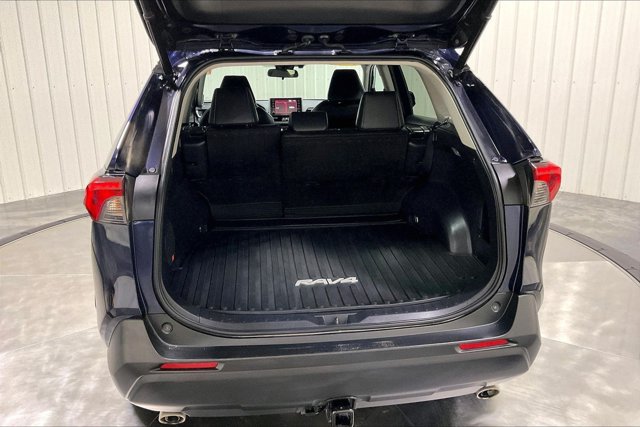 Used 2021 Toyota RAV4 XLE Premium AWD/4WD image 38