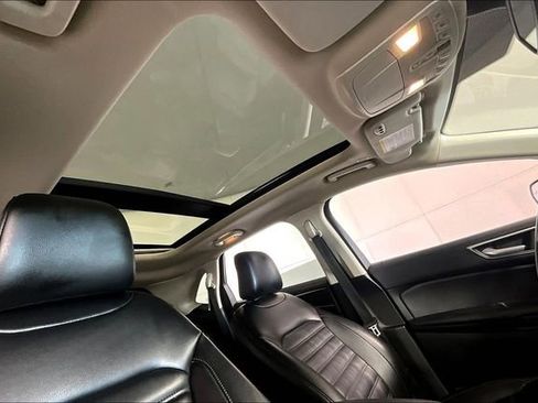 Used 2022 Ford Edge SEL w/ Convenience Package image 22