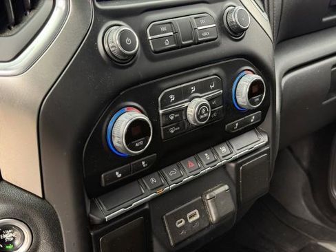 Used 2021 Chevrolet Silverado 1500 LT image 21