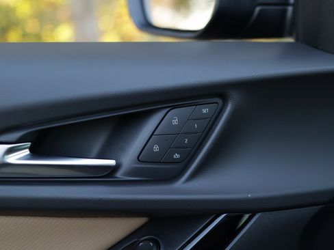 New 2026 Chevrolet Equinox ACTIV w/ Convenience Package III image 31