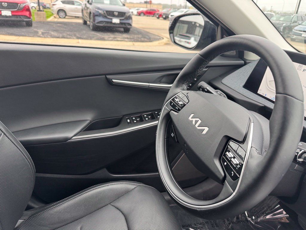 Used 2023 Kia EV6 Wind w/ Wind Technology Package AWD/4WD image 11