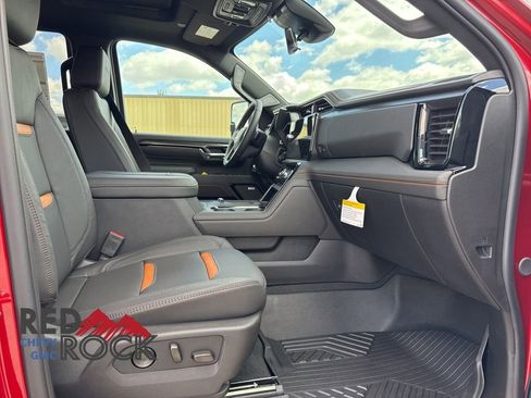 New 2026 GMC Sierra 2500 AT4 w/ AT4 Premium Plus Package AWD/4WD image 11